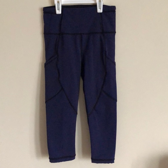 lululemon athletica Pants - Lululemon Athletic Crop Pants